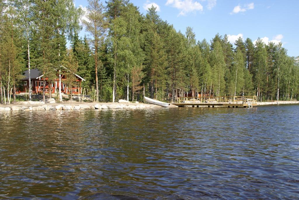 Kartanohotelli Satulinna Huvilat Hirvensalmi Luaran gambar