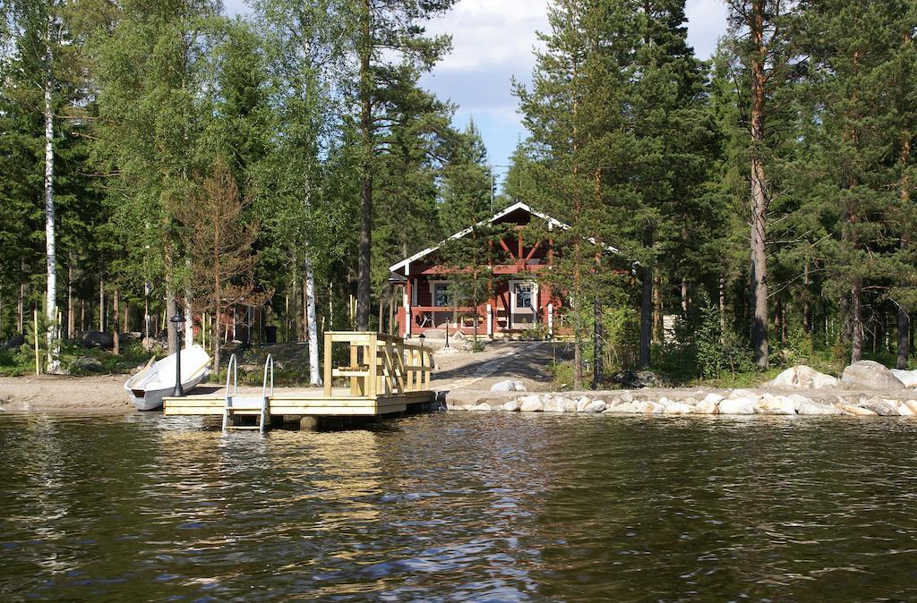 Kartanohotelli Satulinna Huvilat Hirvensalmi Luaran gambar